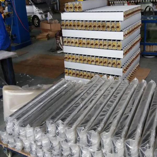 太阳能集热器联箱 管径47/58 走水口径DN25/DN32/DN40/DN50 支持定制